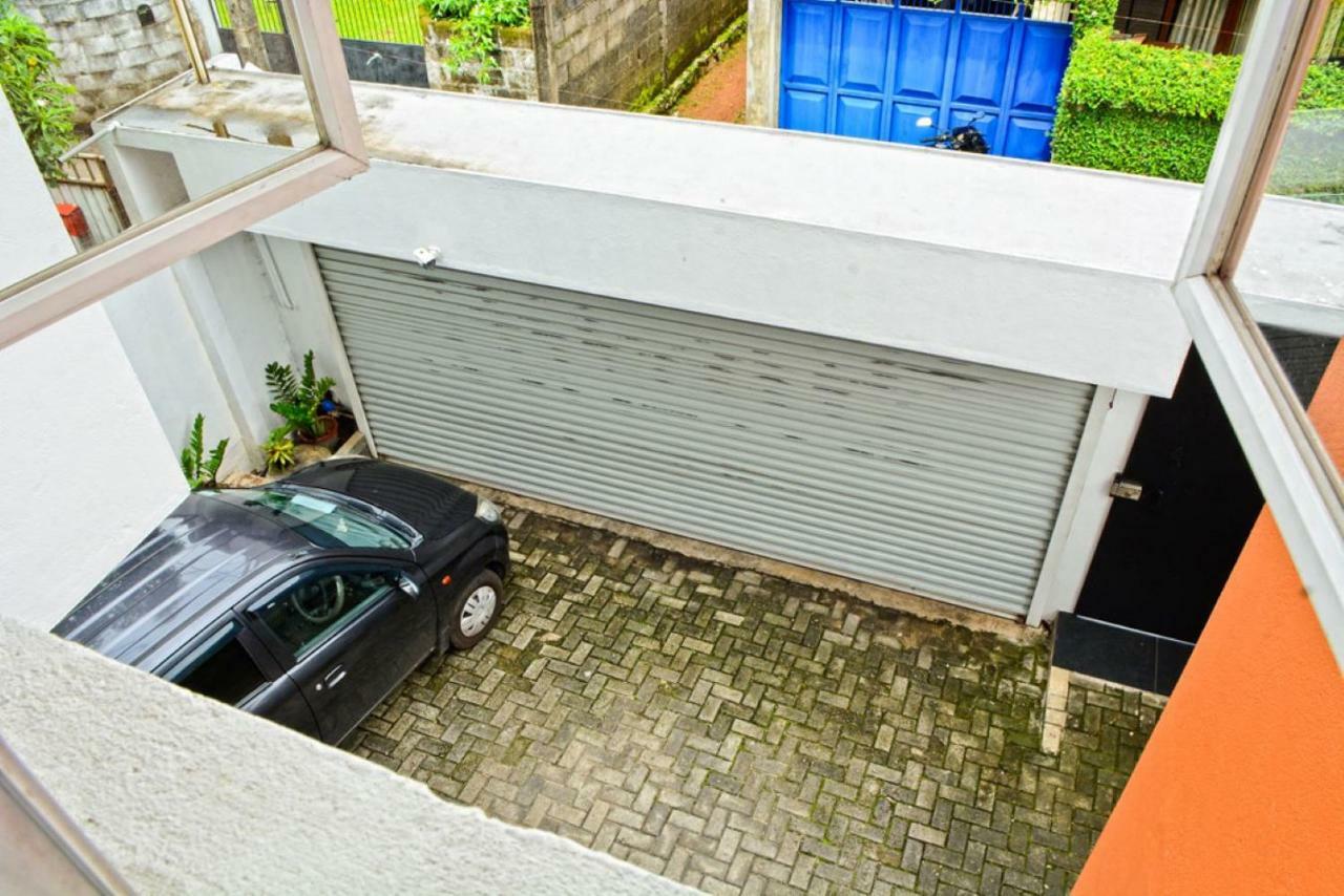 Furnished Apartment At Colombo Suburbs Nawala Rajagiriya Exterior foto